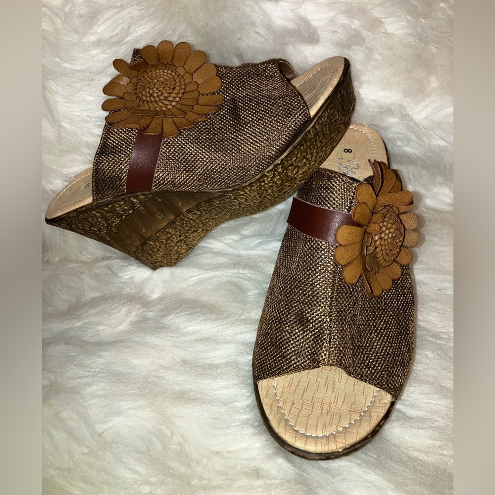 Brown Wedge Sandals with Floral Accent